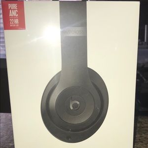 Beats solo 3 wireless